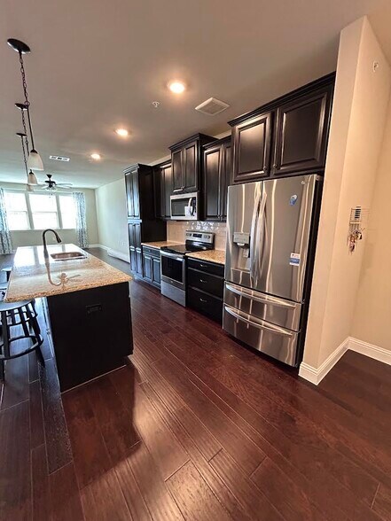 Kitchen - 1735 Wittington Pl