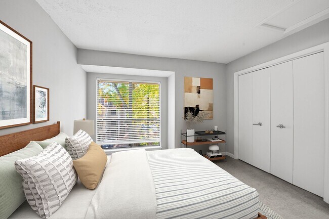 Building Photo - Brampton Moors