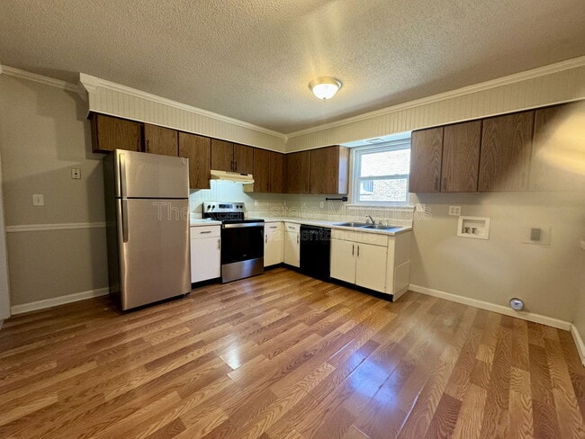 Building Photo - 3624 Missionaire Ave