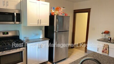 Building Photo - 1247 Chartiers Ave