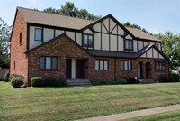 Building Photo - 3037-3043 Acorn Ct