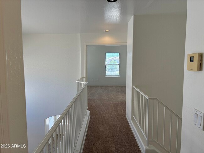 Building Photo - 1909 N 106th Ln