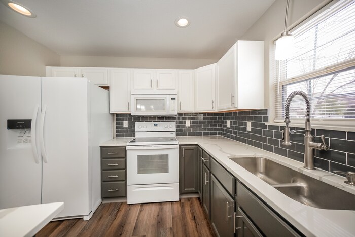 Building Photo - 6314 Whitaker Farms Dr