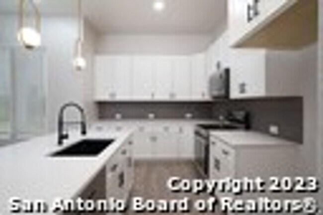 Building Photo - 343 Porter St