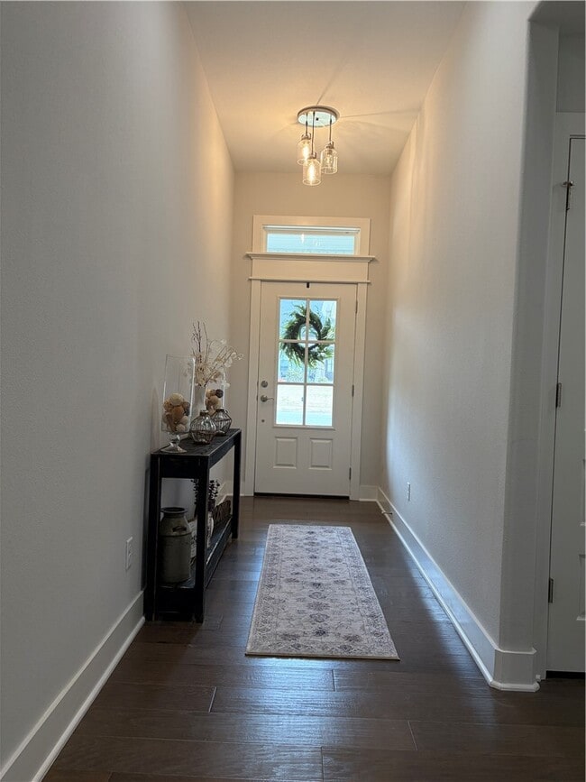 Building Photo - 2739 S Angels Rd