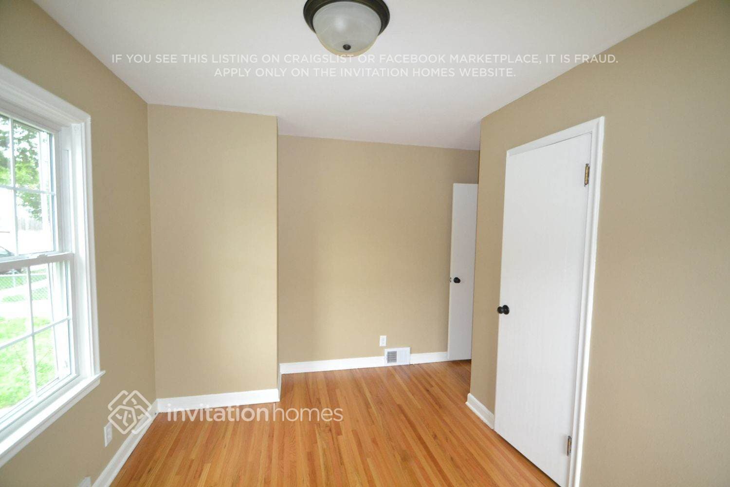 Building Photo - 2150 Nokomis Ave