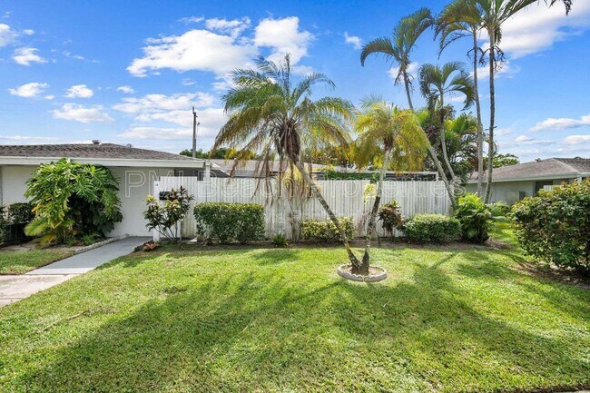 Building Photo - 93 East Ct