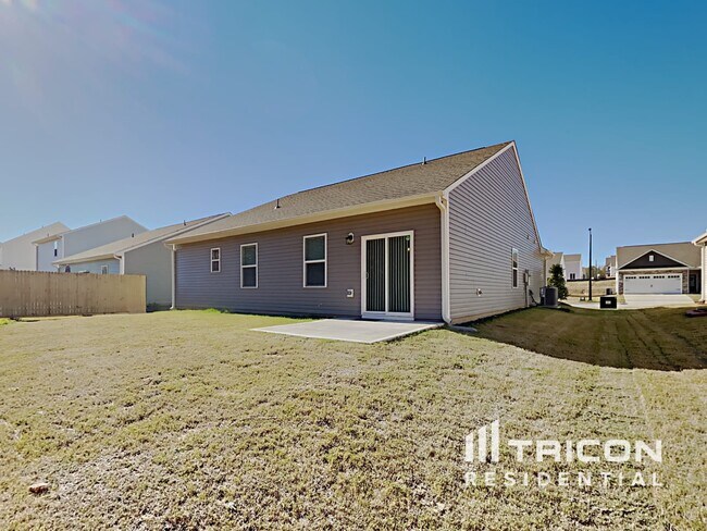 Building Photo - 505 Legacy Dr