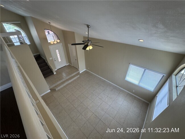 Building Photo - 127 Wynntry Dr