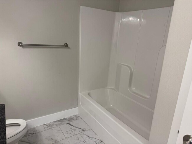 Building Photo - 500 Ryder St