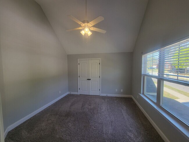 Building Photo - 135 Langfuhr Way