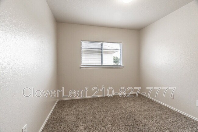 Building Photo - 8843 Kestrel Oak