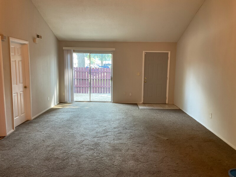 Building Photo - 4701 Flat Shoals Rd