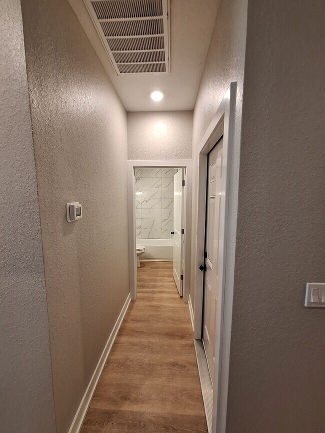 Building Photo - Available with ZERO DEPOSIT MOVE-IN!