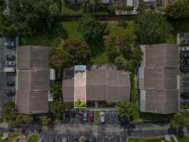 Building Photo - 4241 SW 71st Ter