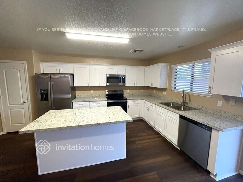 Building Photo - 25565 W North Star Ln