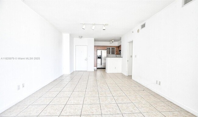 Building Photo - 335 S Biscayne Blvd