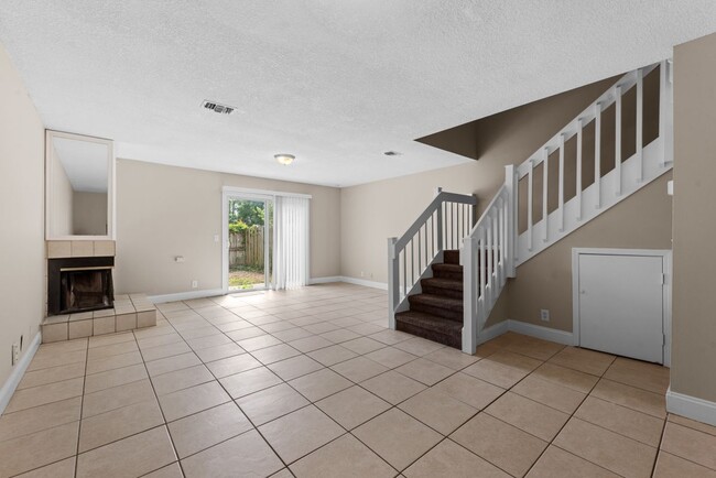 Building Photo - 4259 Polo Ct