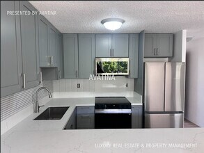 Building Photo - 350 Aoloa St