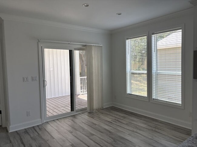 Building Photo - 752 Arbor Estates Way