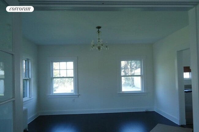 Building Photo - 32 Toylsome Pl