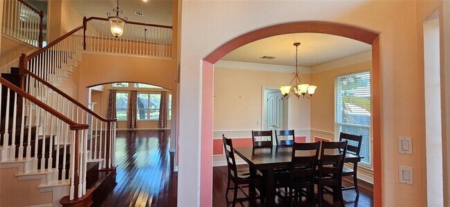 Building Photo - 9540 Aire Libre Dr