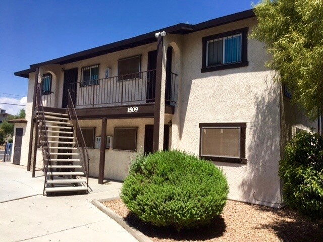 Building Photo - 1509 Cobb Ln