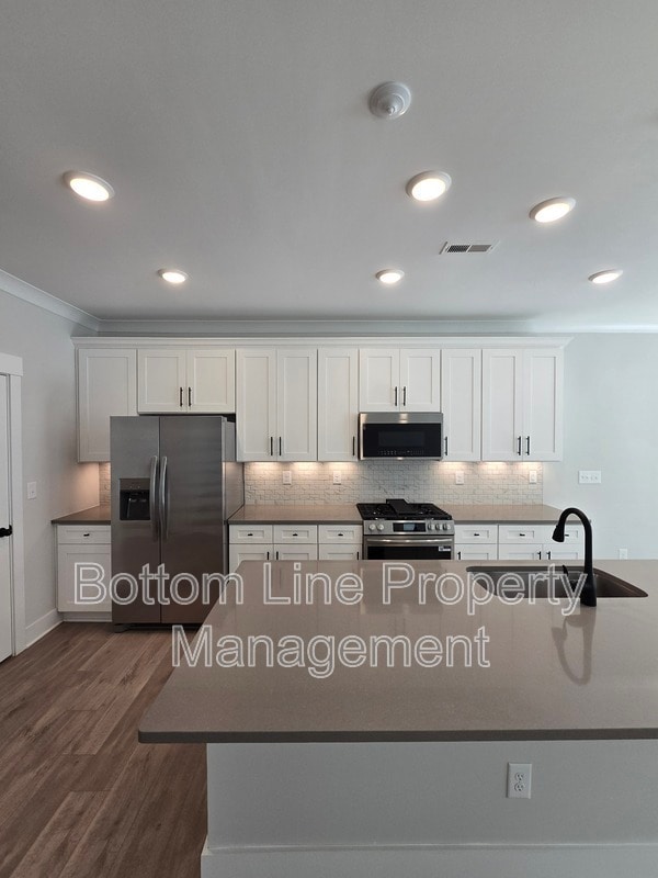 Building Photo - 111 Viburnum Rd