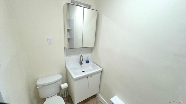 Building Photo - 68-52 76th St