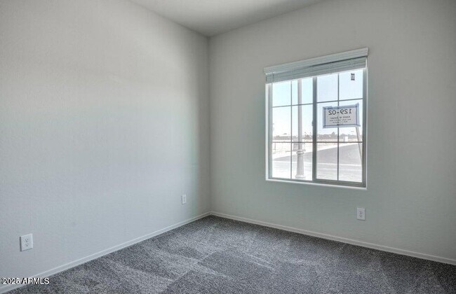 Building Photo - 18354 N Buckhorn Trail