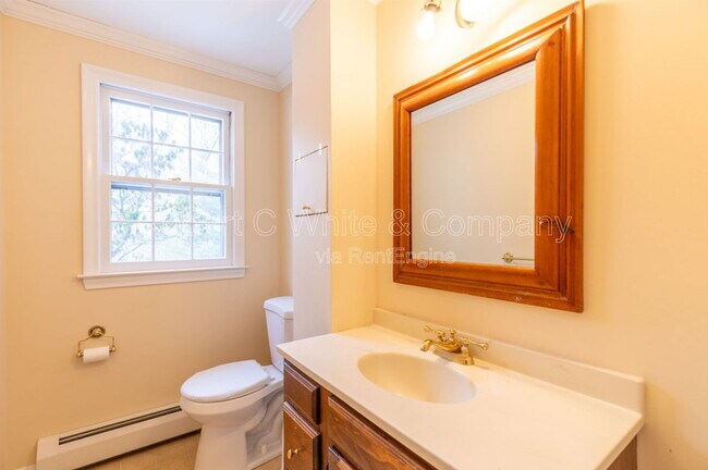 Building Photo - 57 Ellise Rd