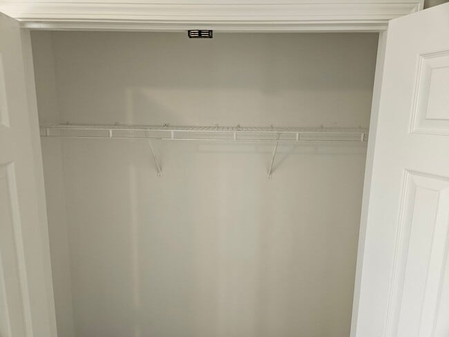 Building Photo - Fantastic Brier Creek 2br / 2.5ba Townhome! Avail Now!