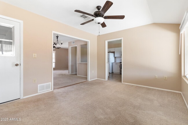 Building Photo - 10301 W Charter Oak Dr