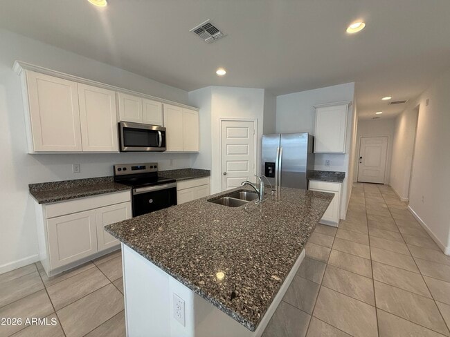 Building Photo - 1723 W Sombra Ave