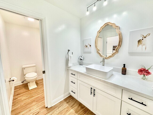 Building Photo - Breathtaking Custom Country Two-Story Home, Fully Remodeled & Beautifully Appointed on Private 20...
