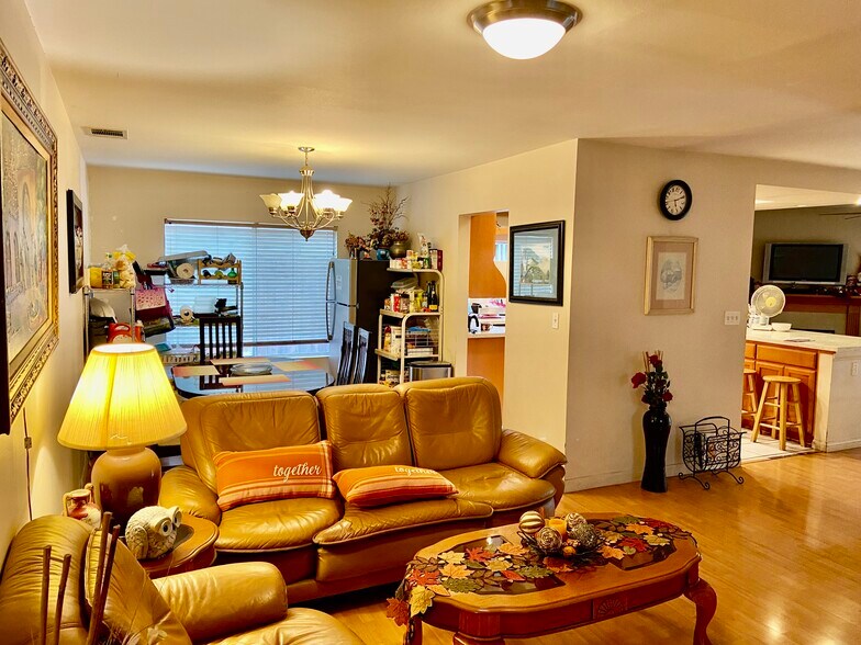 Building Photo - 4060 Garden Ave