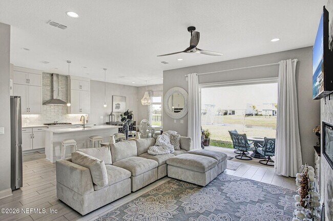 Building Photo - 332 Rum Runner Wy