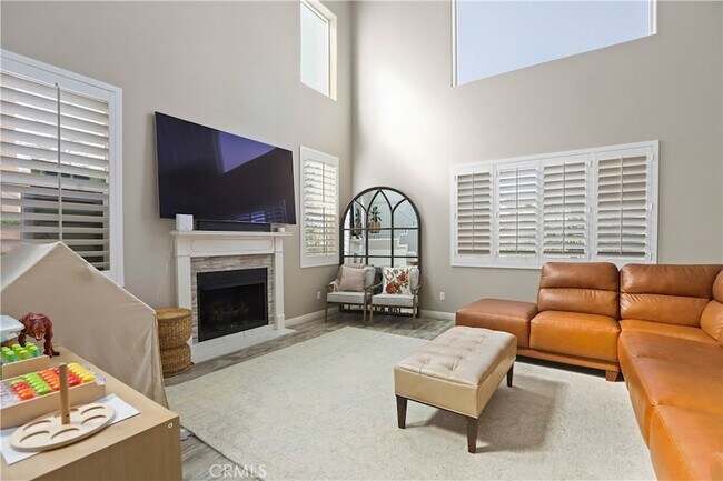 Building Photo - 13083 Via Tuscany