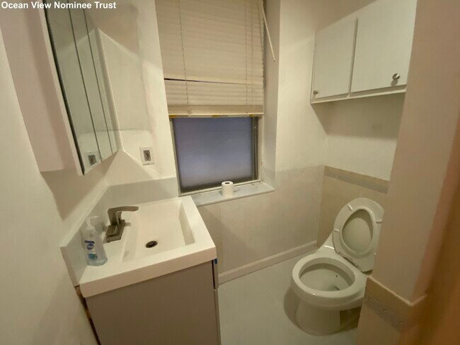 Building Photo - 84 Prince St