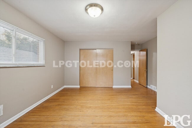Building Photo - 4424 Westway St
