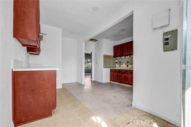 Building Photo - 924 S Sunol Dr