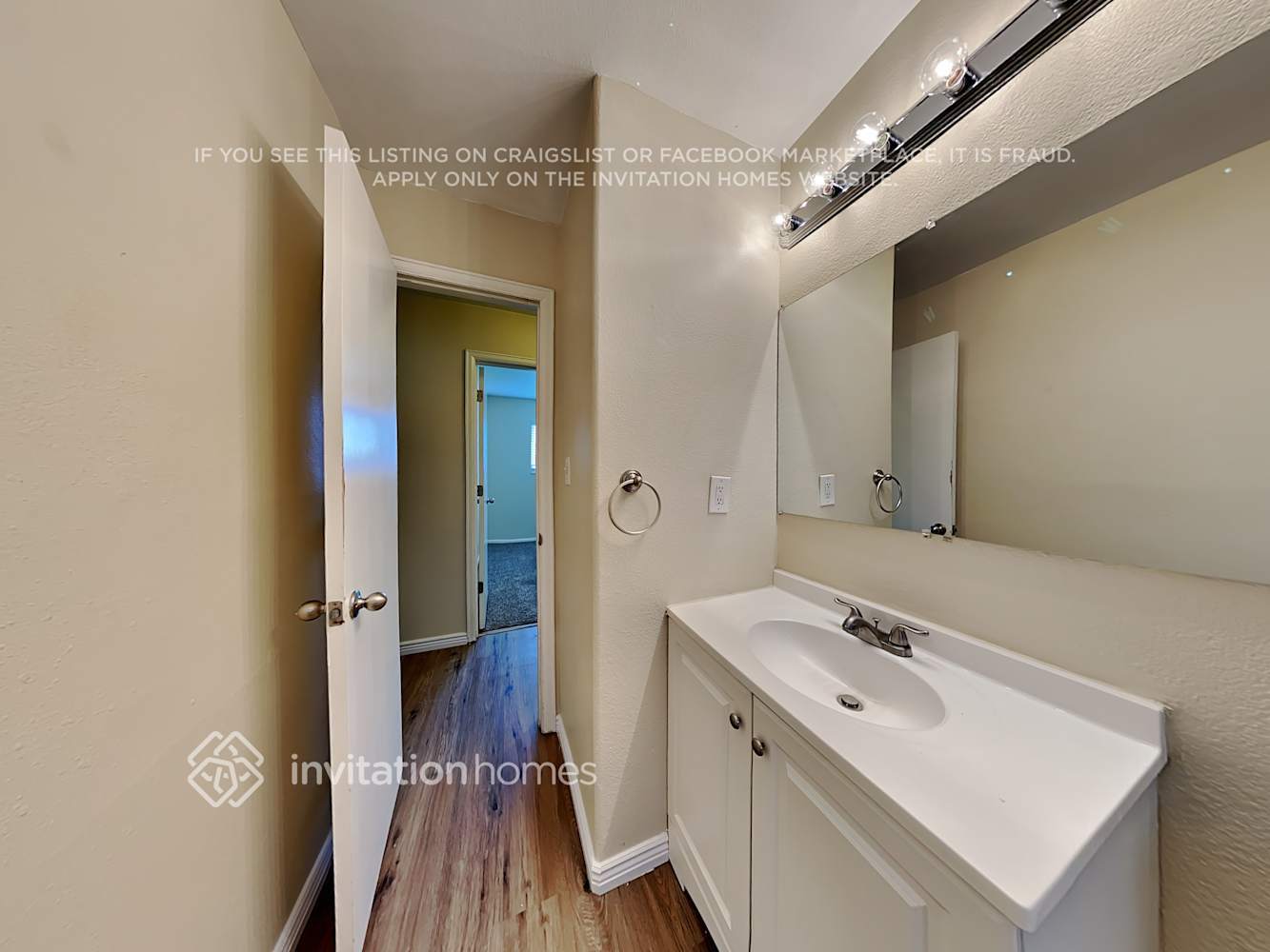Building Photo - 6902 Mescalero Dr