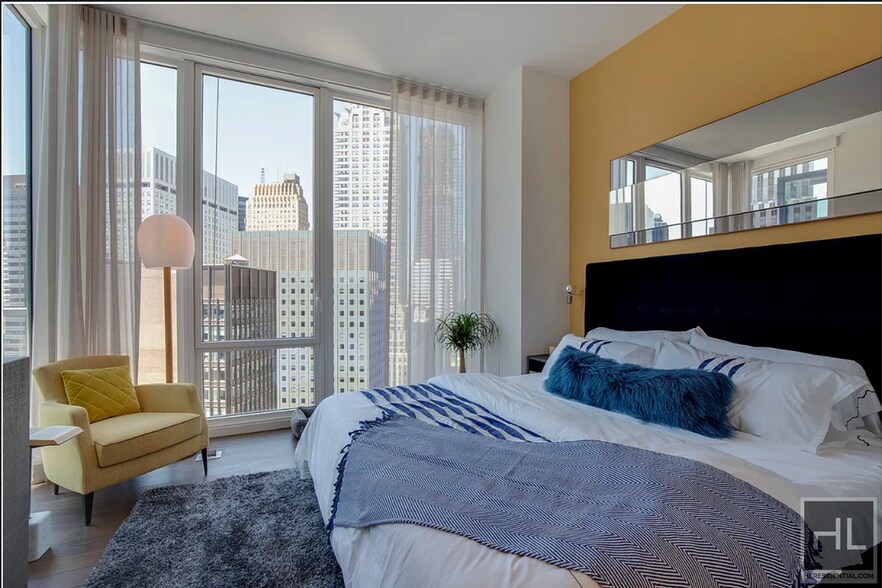 Building Photo - East 44th Street