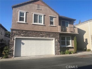 Building Photo - 2889 Plaza del Amo