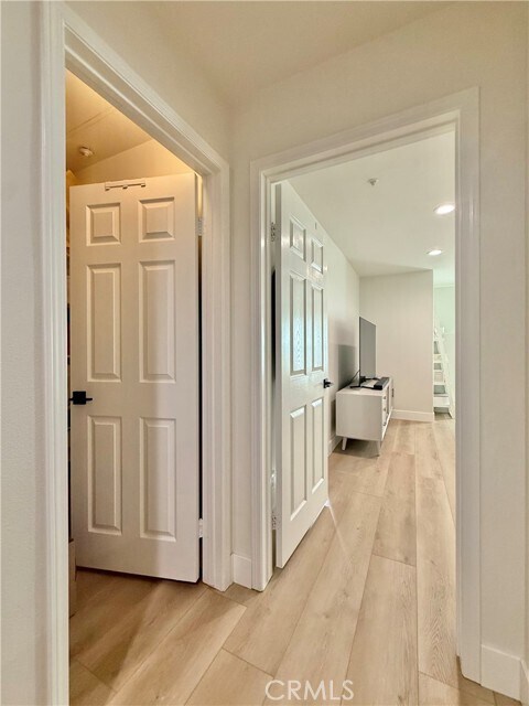 Building Photo - 1007 Terra Bella