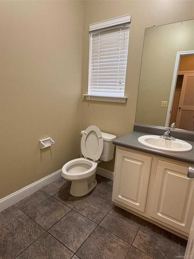 Building Photo - 1253 NY-208