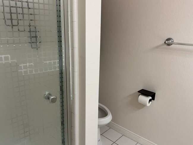 Building Photo - Los Caballeros Clubhouse #1304