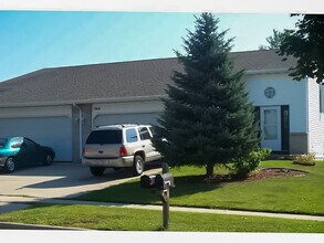 Building Photo - 746A Crawford Dr