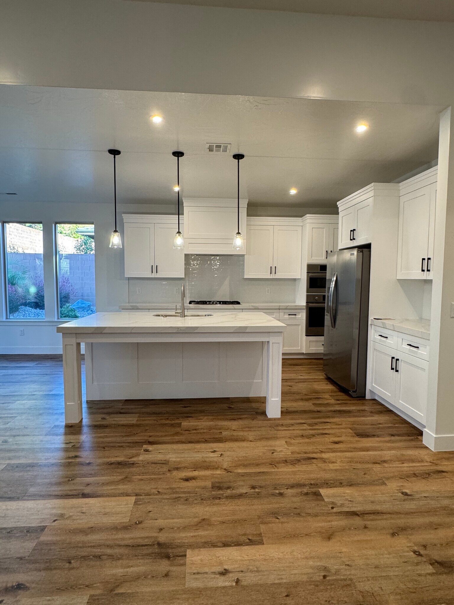 Building Photo - 1603 E Dihedral Dr