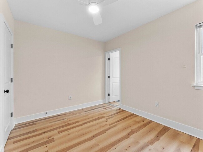 Building Photo - 2430 N 4th St